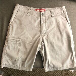 Lee Men's Light Gray Cargo Shorts